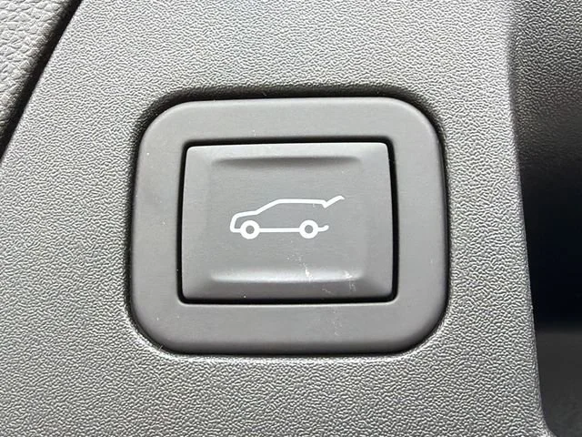Used 2026 Moonstone Gray Metallic Buick Sport Touring image 19