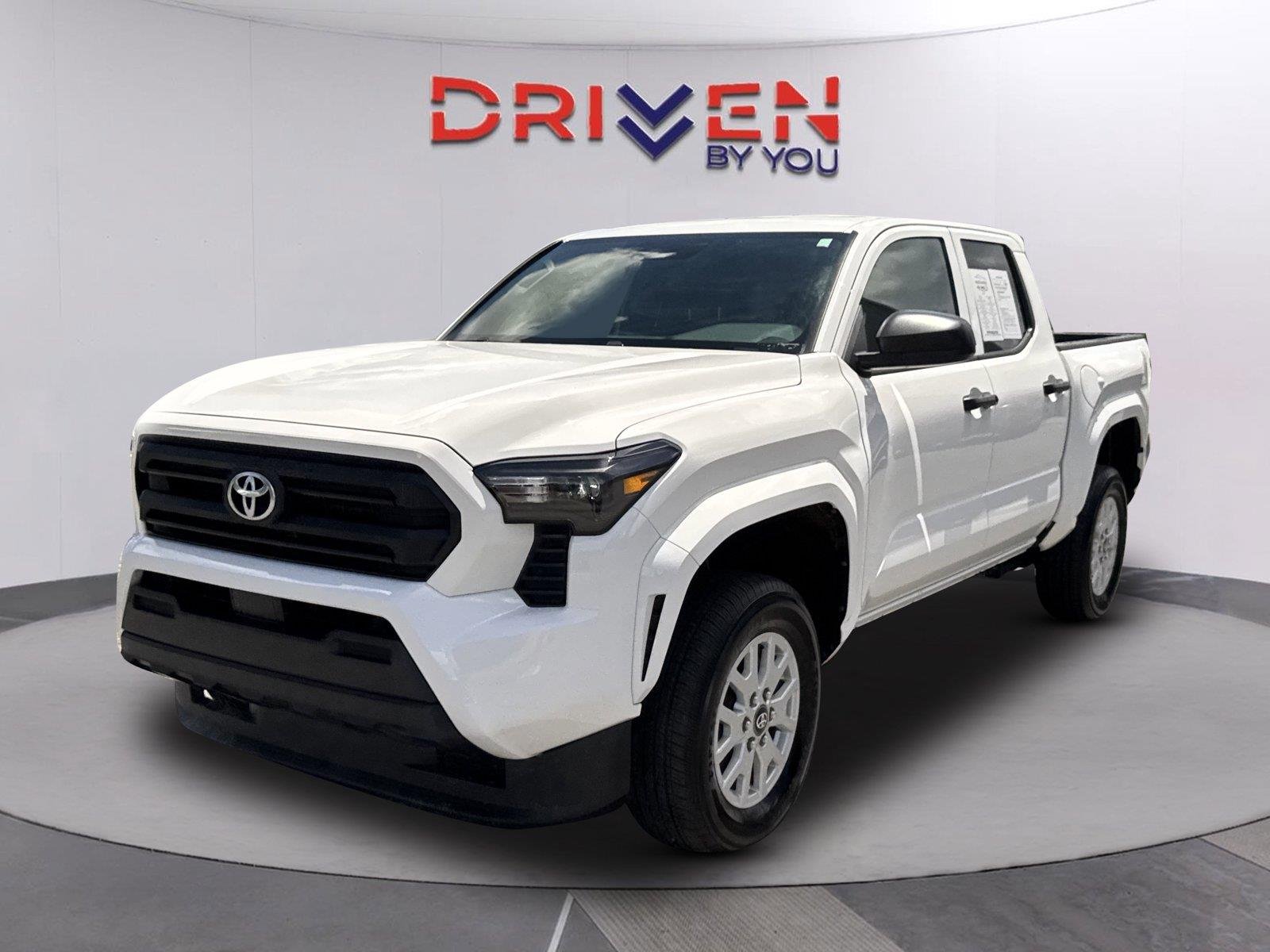 Used 2025 Ice Cap Toyota SR image 7