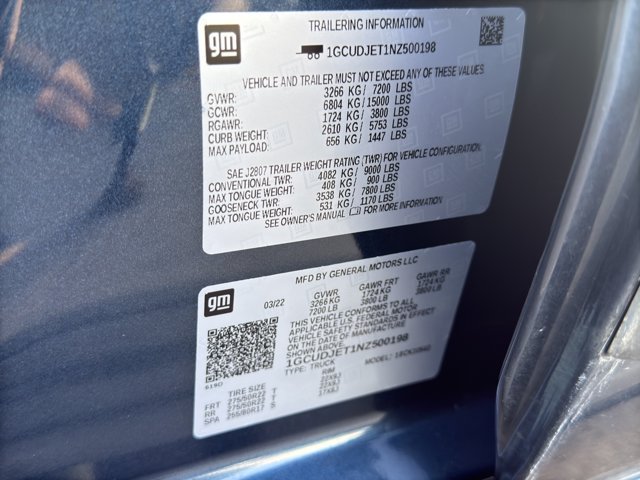 Used 2022 Northsky Blue Metallic Chevrolet High Country image 26