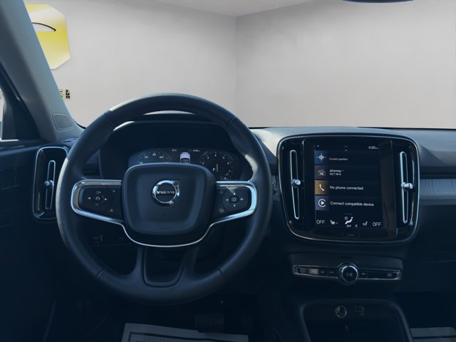 Used 2022 Black Volvo Inscription image 14