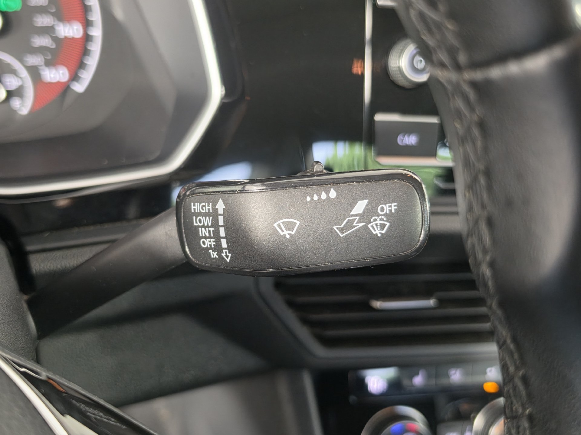 2019 Volkswagen Jetta SE - Photo 13