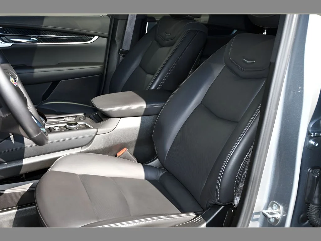 Used 2024 Argent Silver Metallic Cadillac Premium Luxury image 14
