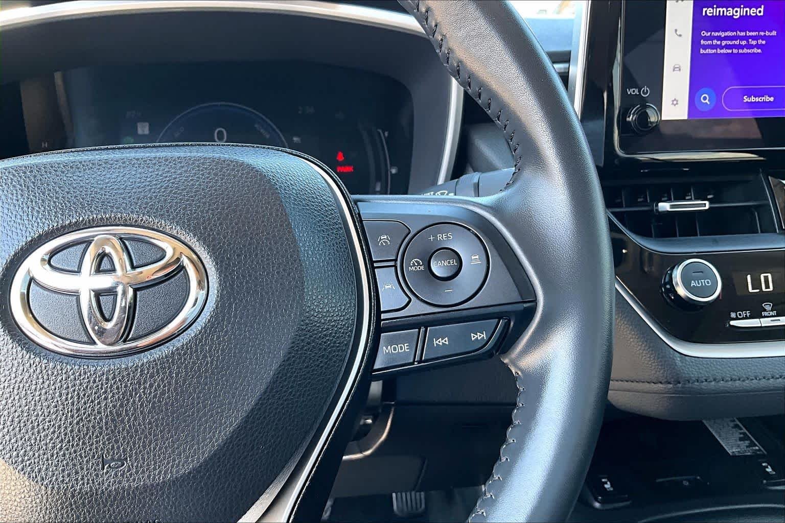 Used 2024 Celestite Toyota Hybrid XLE image 25