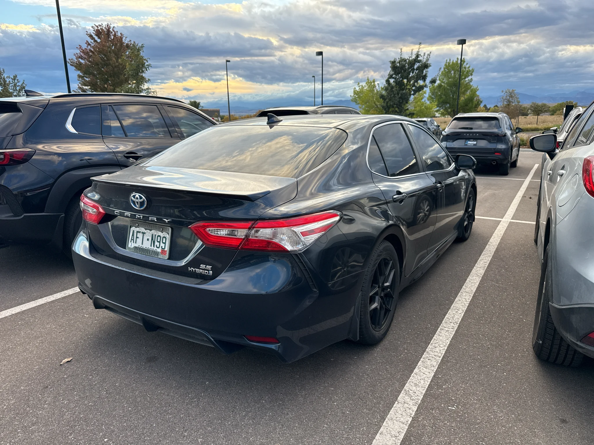 Used 2020 Gray Toyota SE image 6