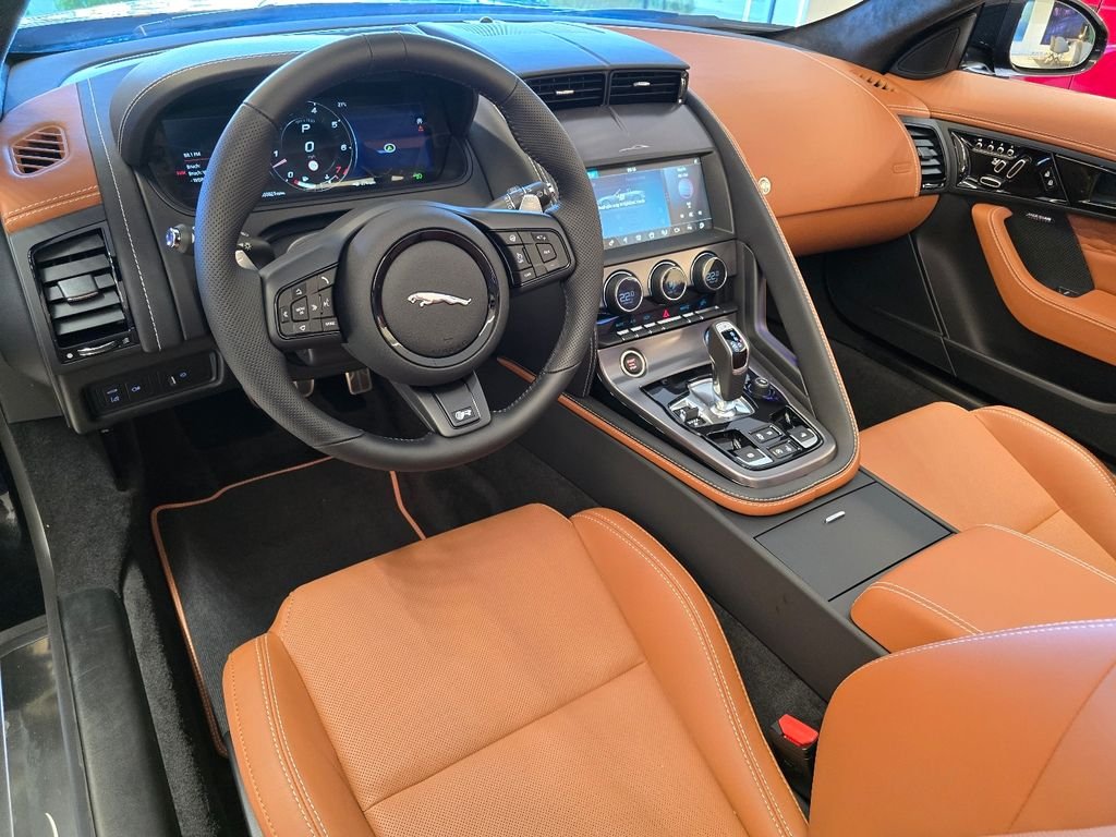 2024 Jaguar F-Type R75 - Photo 30