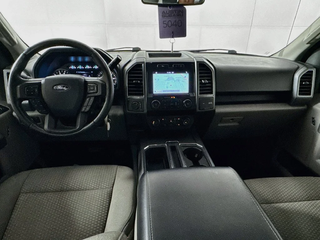 Used 2019 Gray Ford XLT image 25