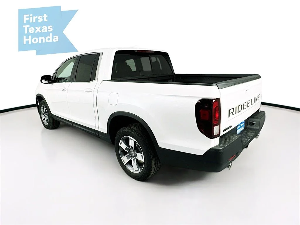 New 2026 Platinum White Pearl Honda RTL image 6