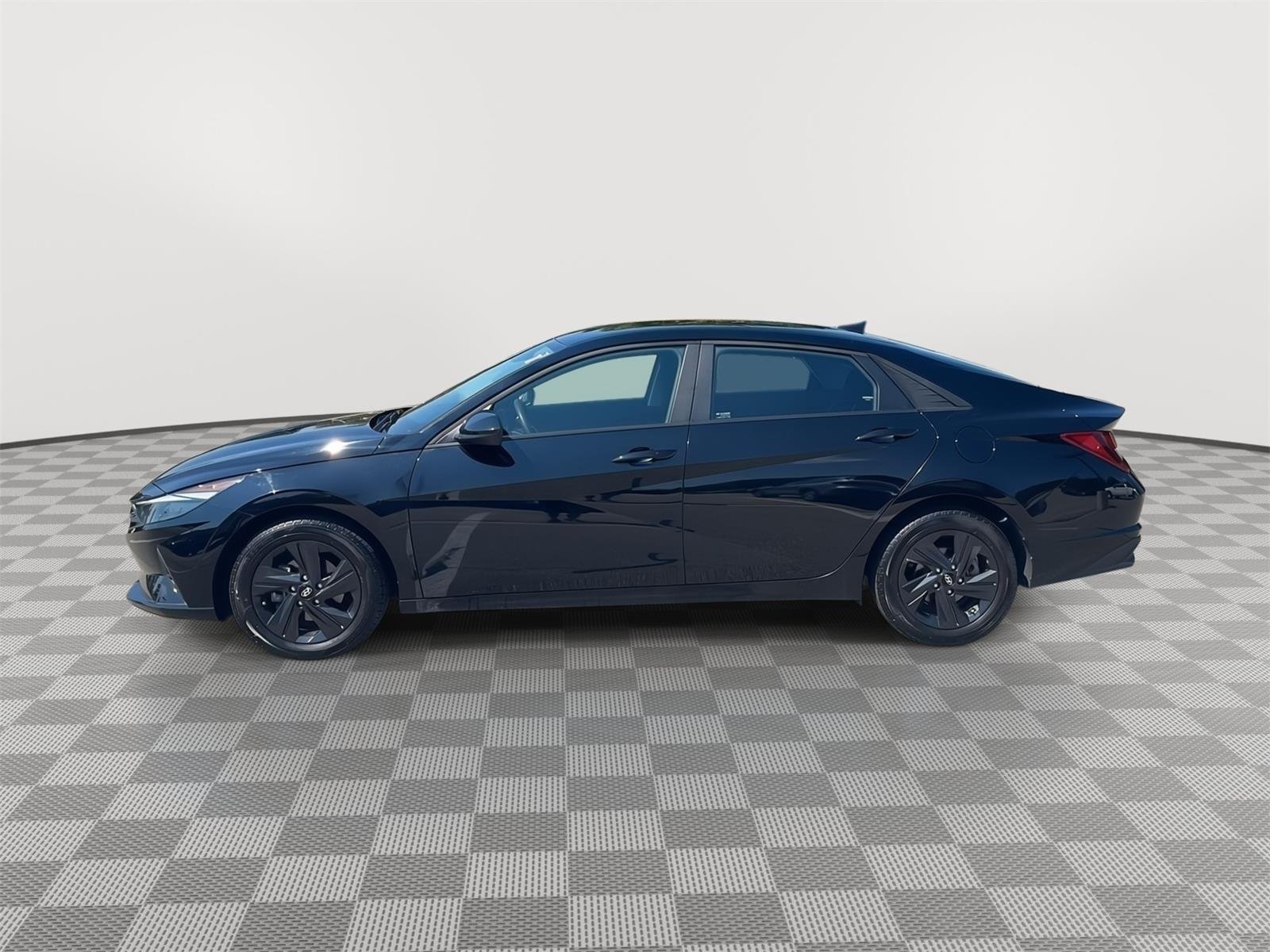 Certified Used 2023 Onyx Black Hyundai SEL image 9