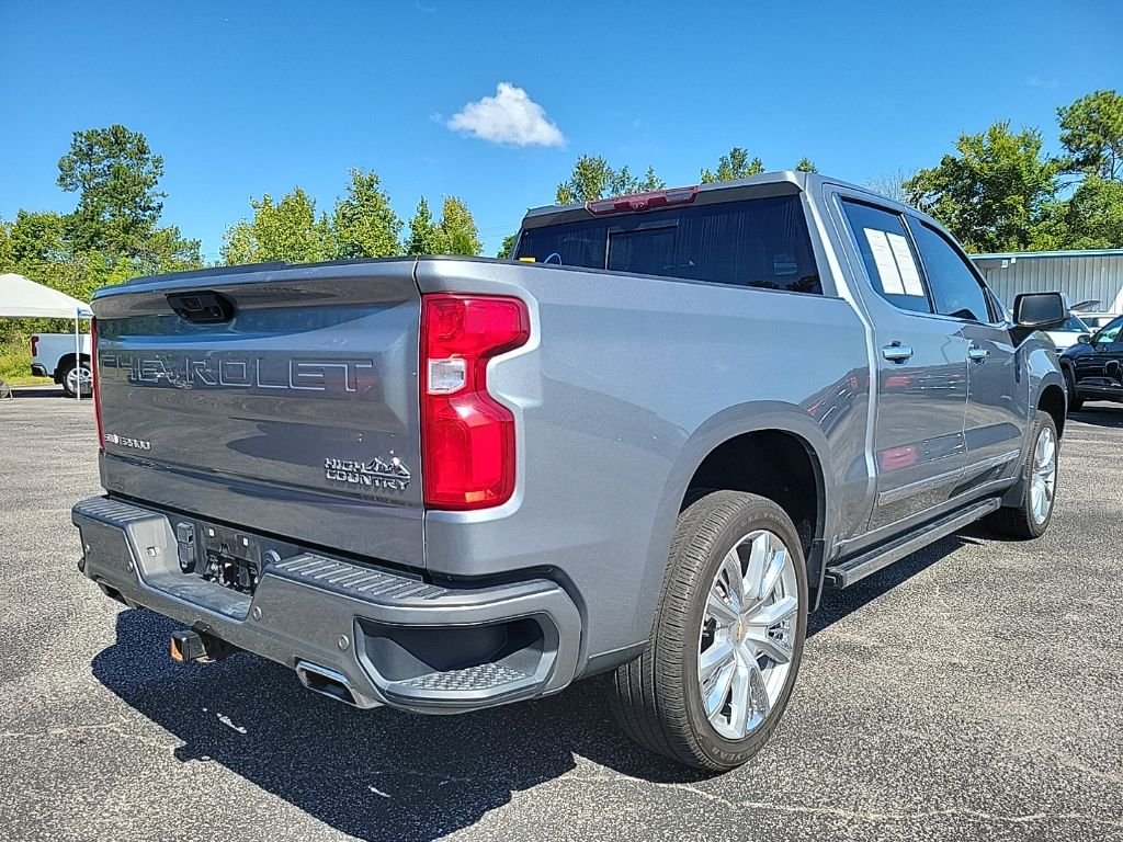 Used 2023 Gray Chevrolet High Country image 9
