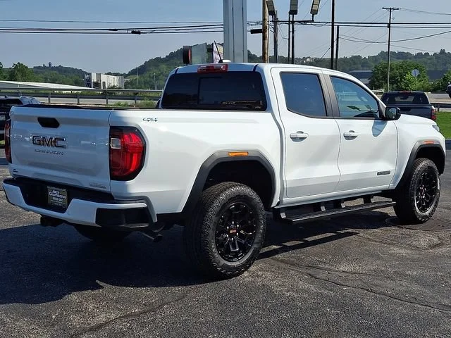 New 2026 Summit White GMC Elevation image 2