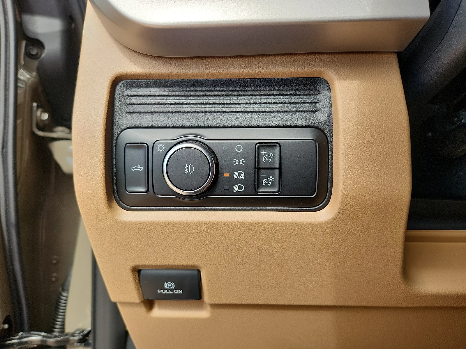 New 2027 Marsh Gray Metallic Ford XLT image 19