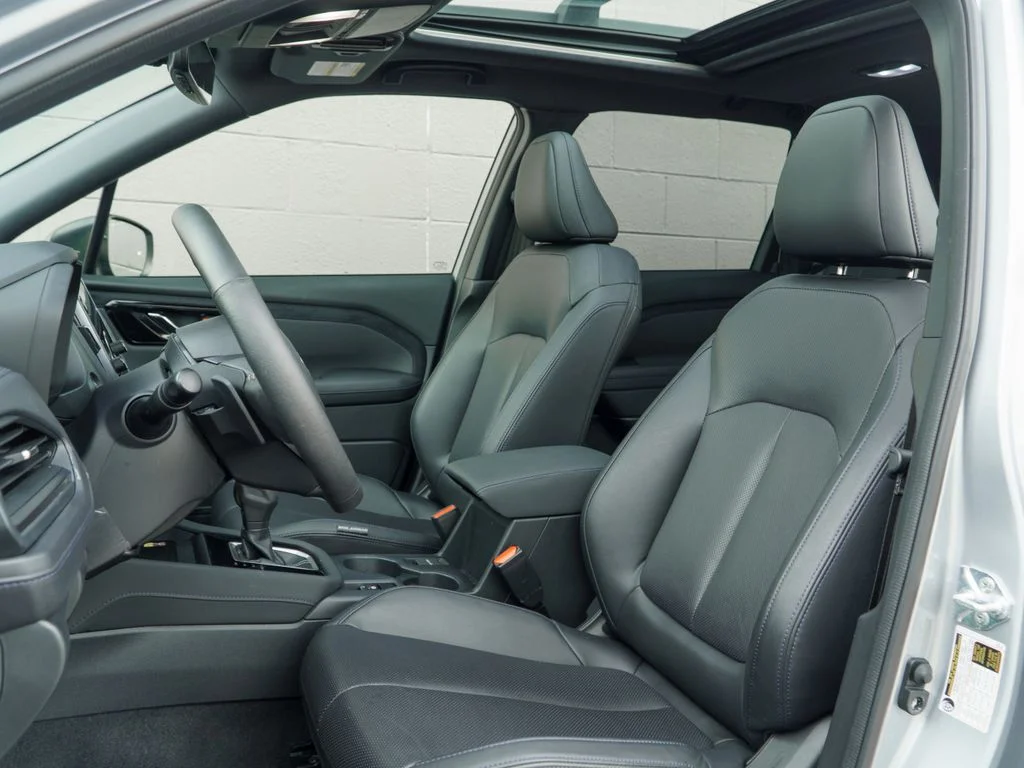 Used 2025 Silver Subaru Limited image 5