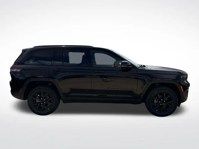 New 2025 Black Jeep Altitude X image 24