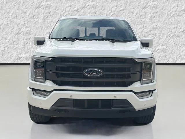 Used 2023 White Metallic Ford LARIAT image 8