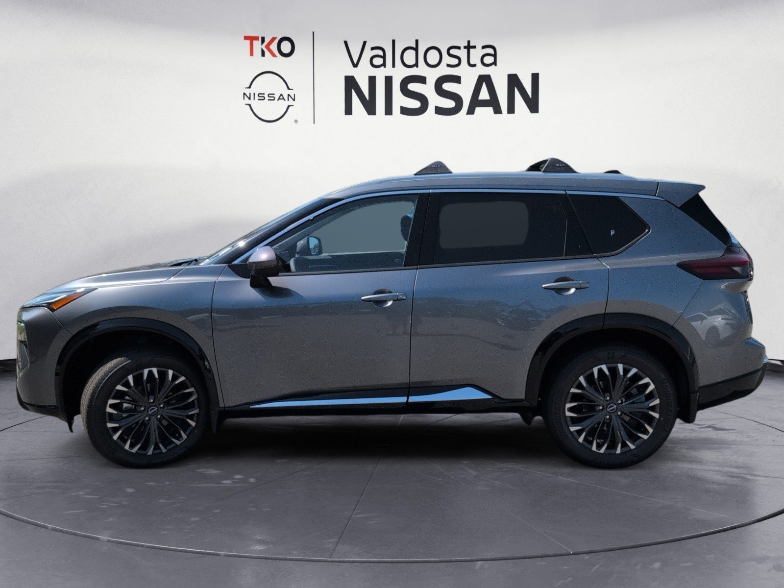 New 2026 Gun Metallic Nissan Platinum image 10