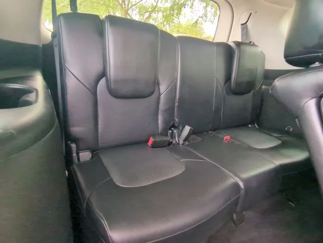 Used 2022 Gray Nissan SL image 24