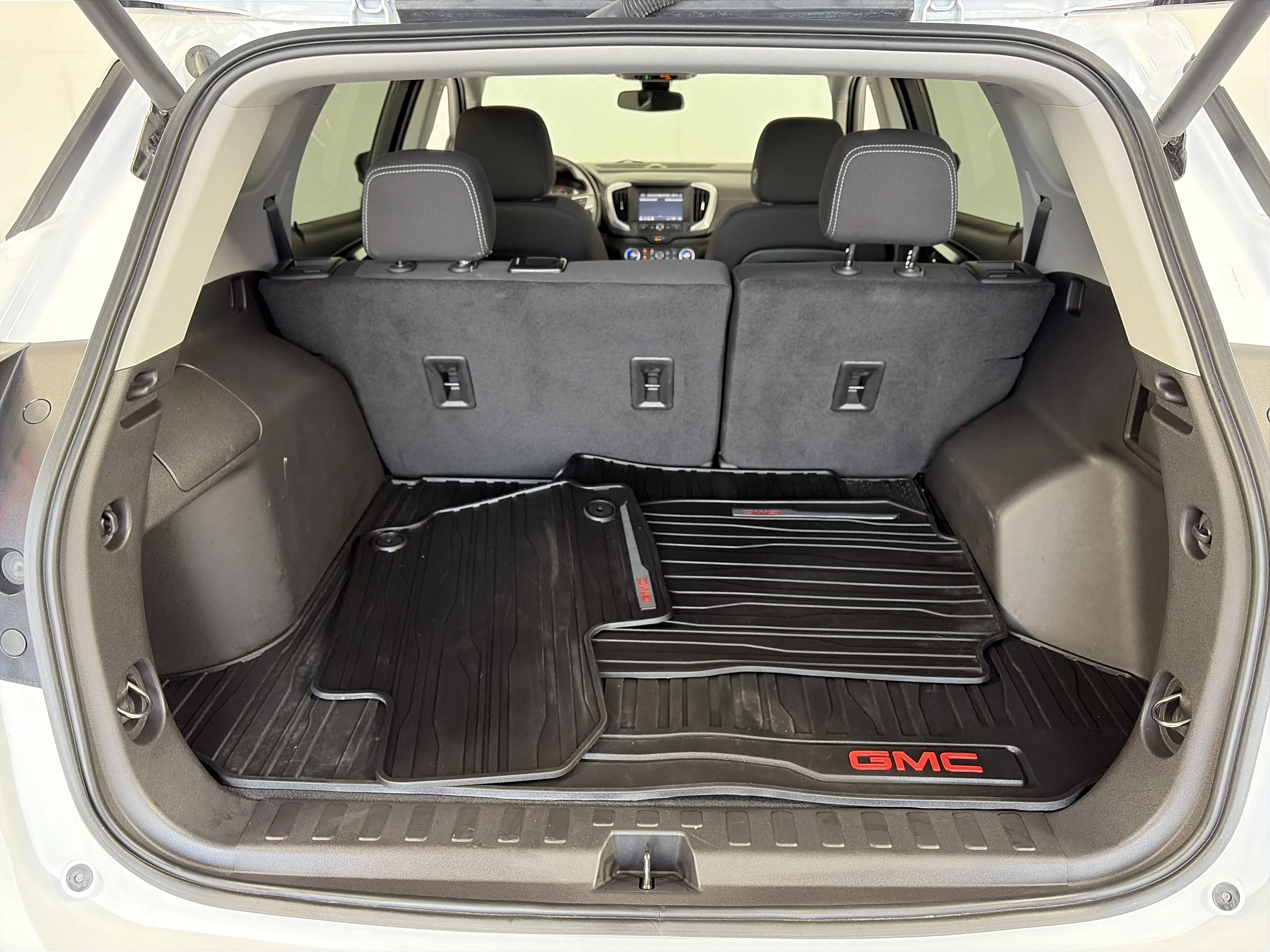 Certified Used 2024 Summit White GMC SLE image 19