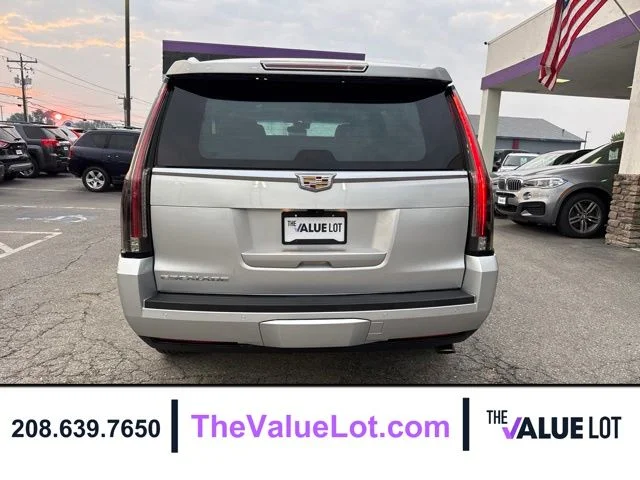 Used 2017 Silver Cadillac Luxury image 5