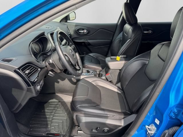 Used 2021 Hydro Blue Jeep Altitude image 12