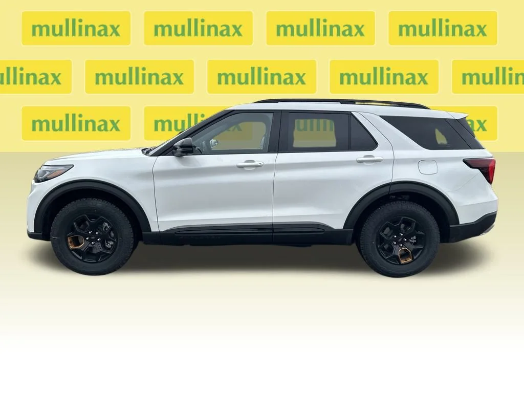 New 2026 White Ford Tremor image 9