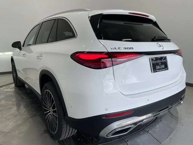 New 2027 White Mercedes-Benz GLC 300 image 9