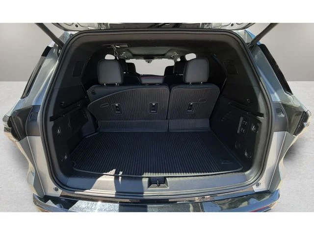 Used 2024 Gray Chevrolet RS image 32