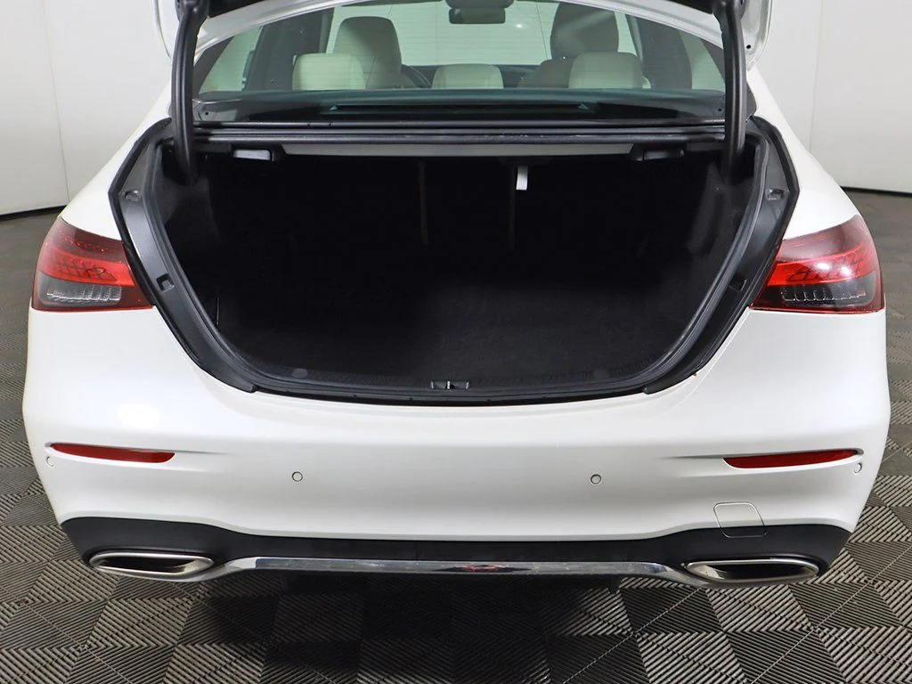 2022 Mercedes-Benz E-Class E350 - Photo 18