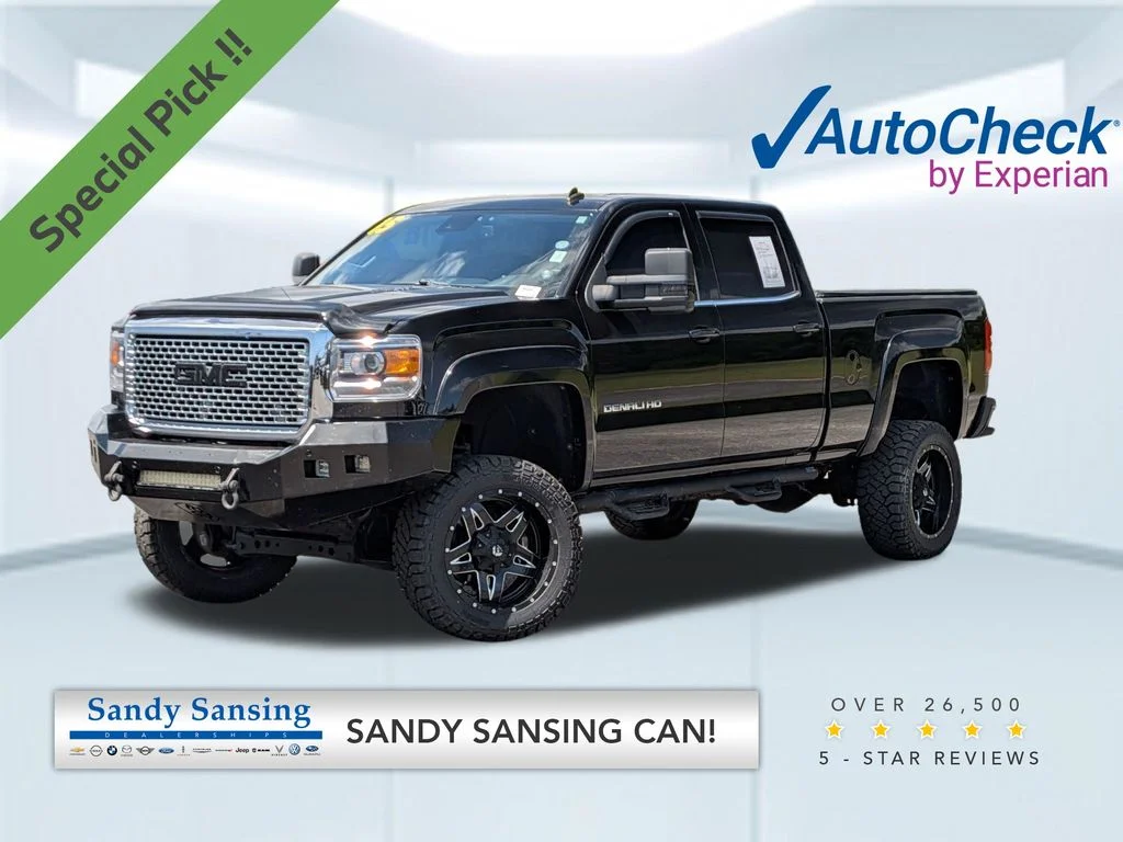 2015 GMC Sierra 4WD Crew Cab Short Box's photo