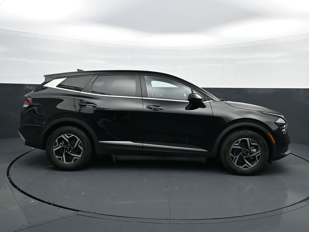 Used 2025 Ebony Black Kia LX image 8