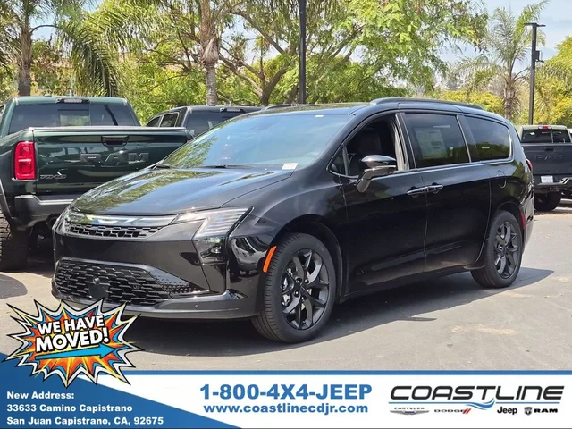 2027 Chrysler Pacifica Limited