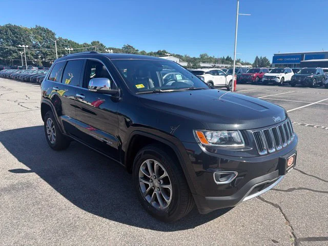 Used 2016 Black Jeep Limited image 3