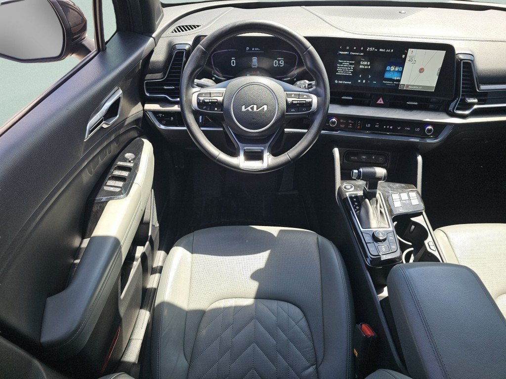 Certified Used 2023 Gravity Gray Kia X-Line image 4