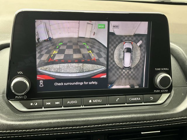 Used 2021 Gun Metallic Nissan SL image 5