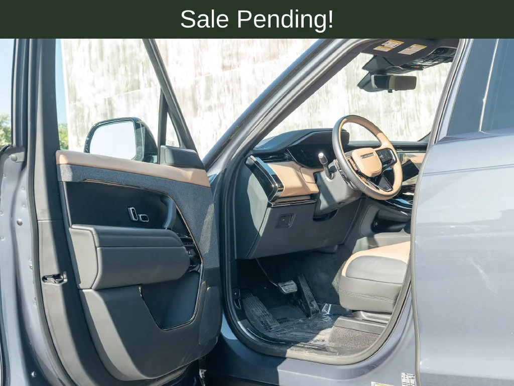 Used 2025 Blue Land Rover Dynamic SE image 12