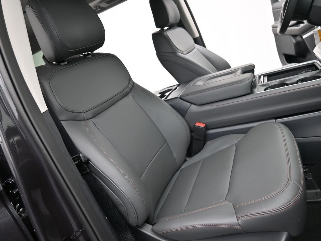 New 2025 Dark Matter Gray Metallic Ford Active image 36