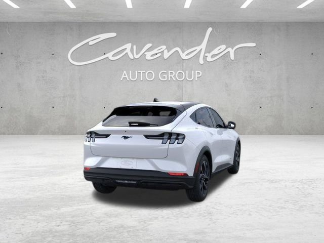 New 2026 Star White Metallic Tri-coat Ford Select image 9