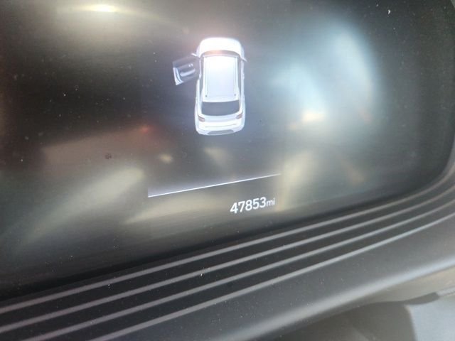 Used 2024 Silver Hyundai SEL image 8