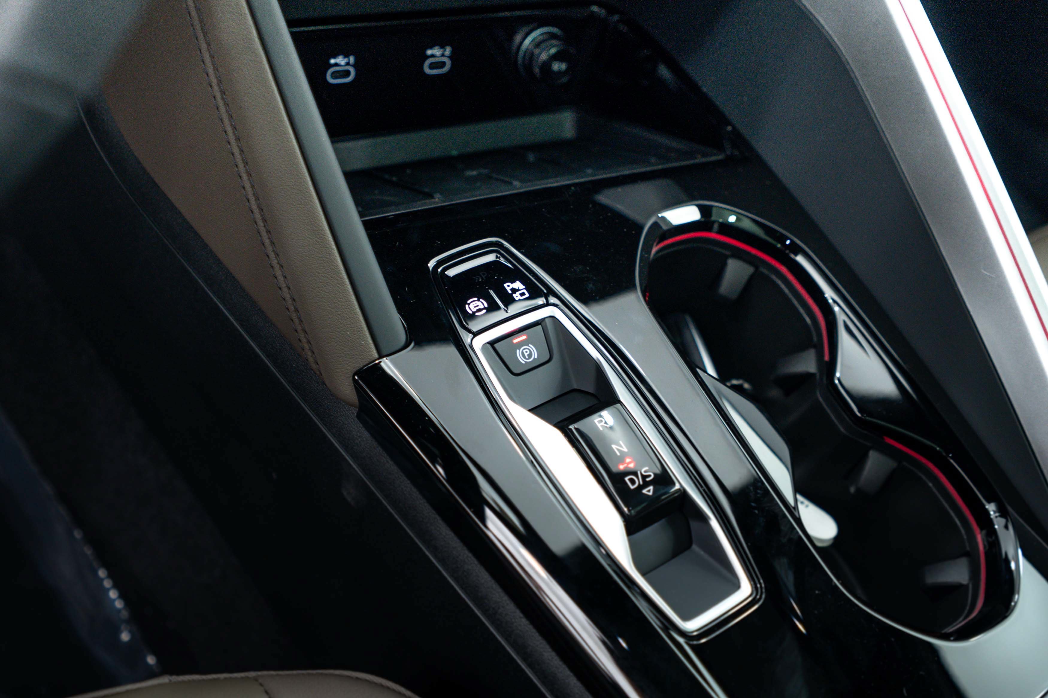 New 2026 Glacier White Audi Premium image 11