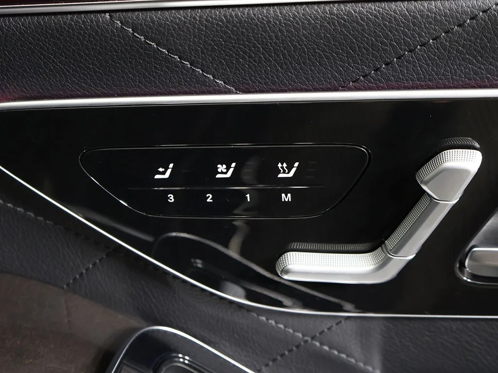 Used 2021 Black Mercedes-Benz S 580 image 42