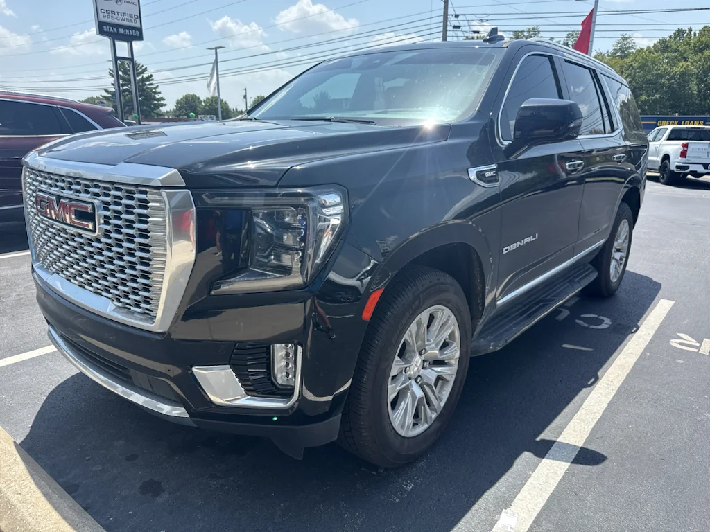Certified Used 2023 ONYX BLACK GMC Denali image 2