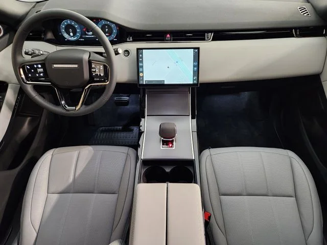 Used 2026 Blue Land Rover S image 4