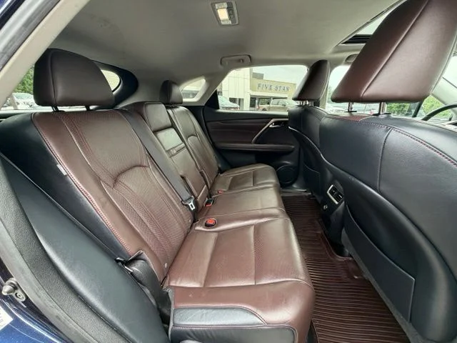 Used 2016  Lexus 350 image 24