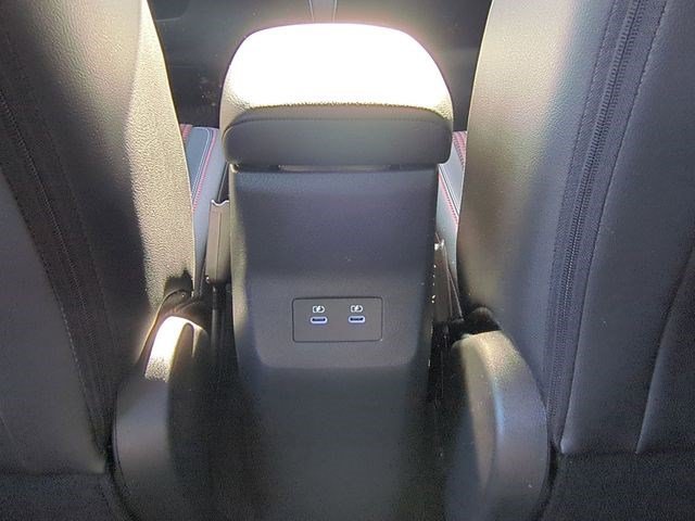 New 2026 Aspen White TriCoat / Super Black Two-tone Nissan SR image 15