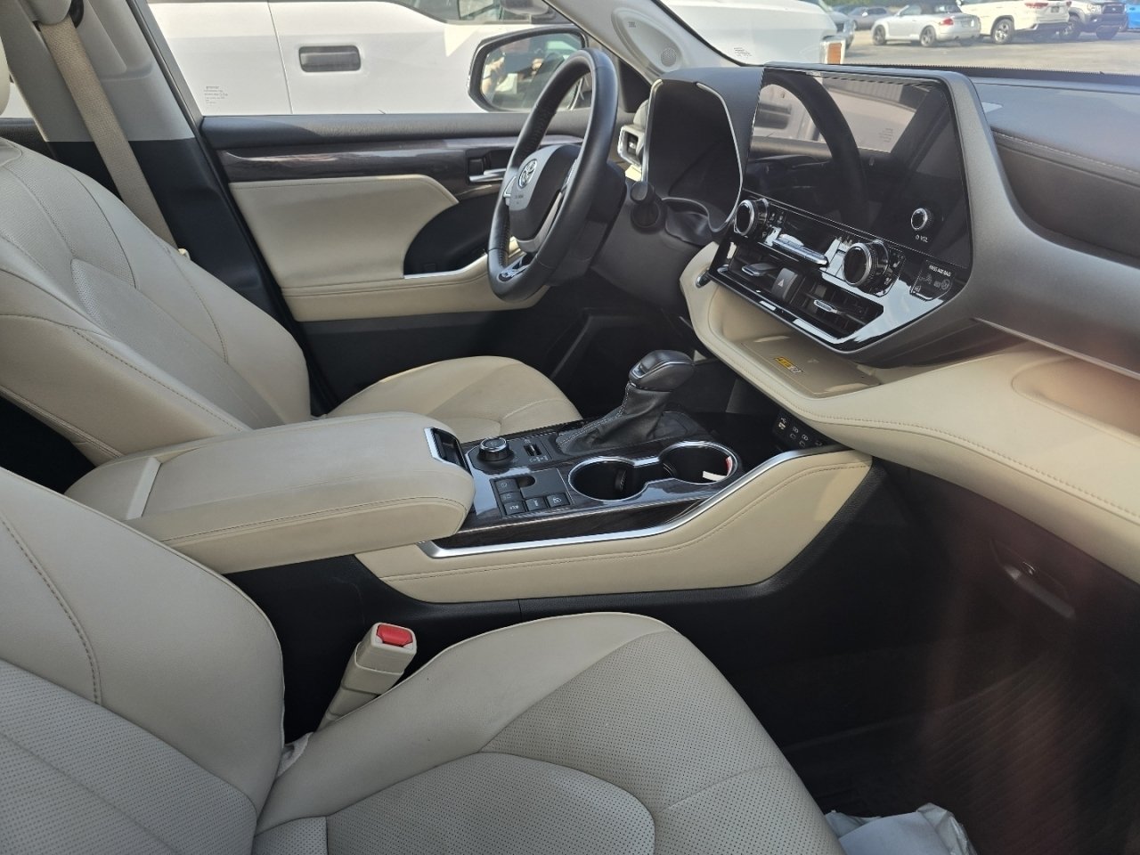 Certified Used 2024 Gray Toyota Limited image 13