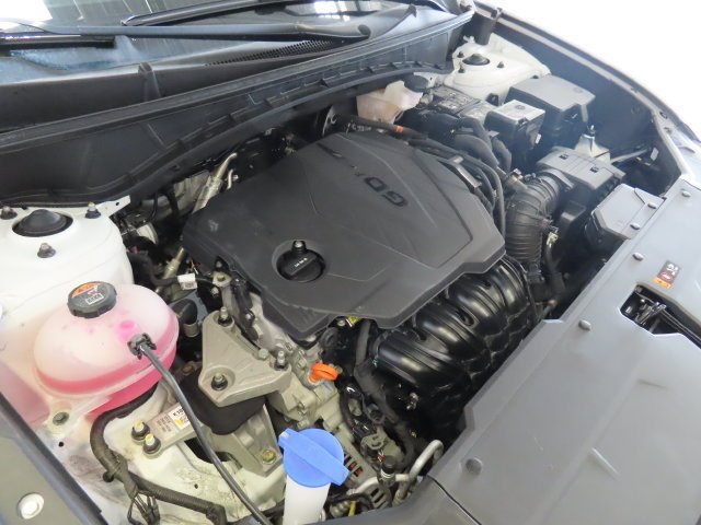 Used 2024 White Pearl Hyundai SEL image 36