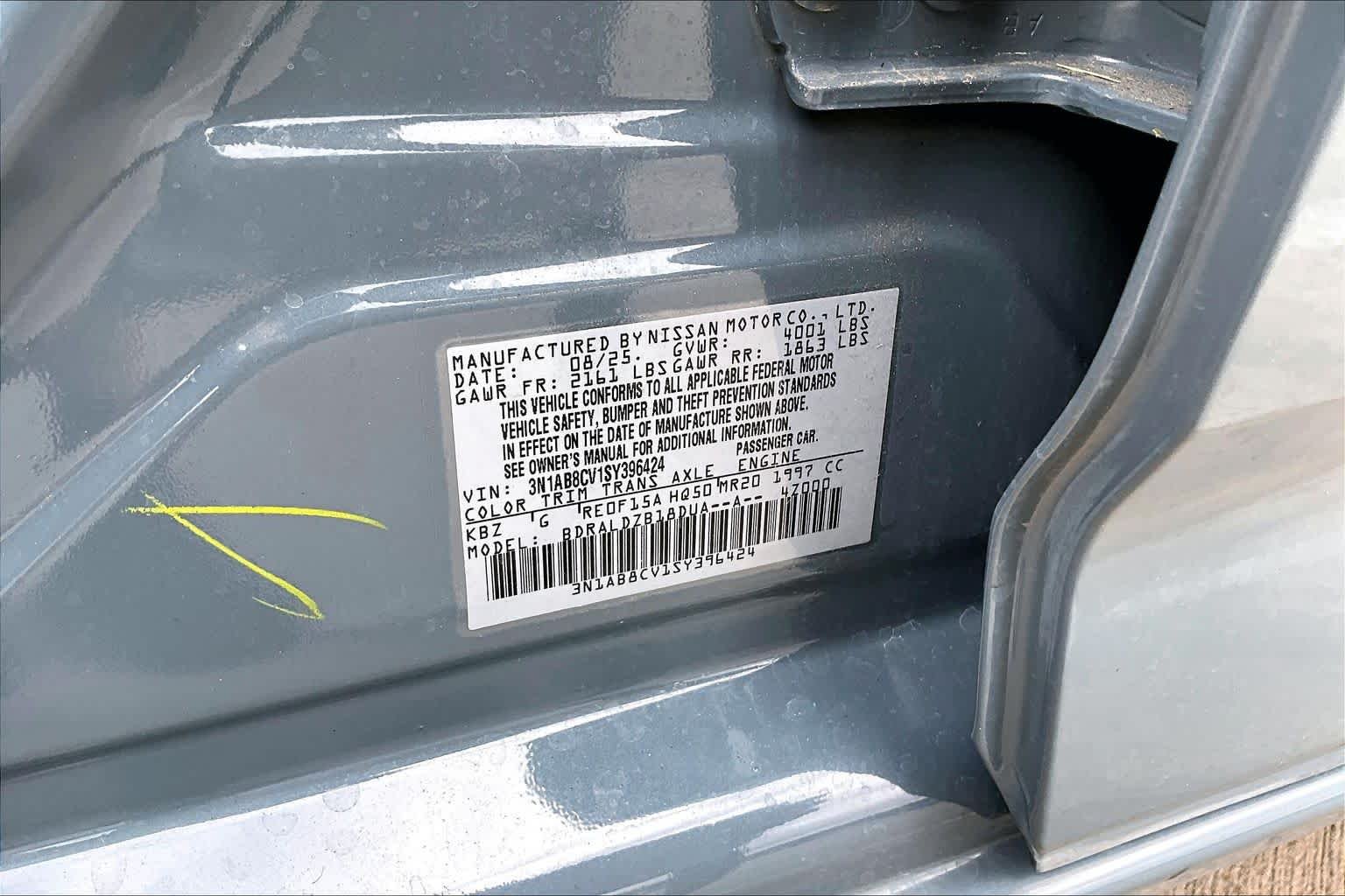 Used 2025 Atlantic Gray Metallic Nissan SV image 33