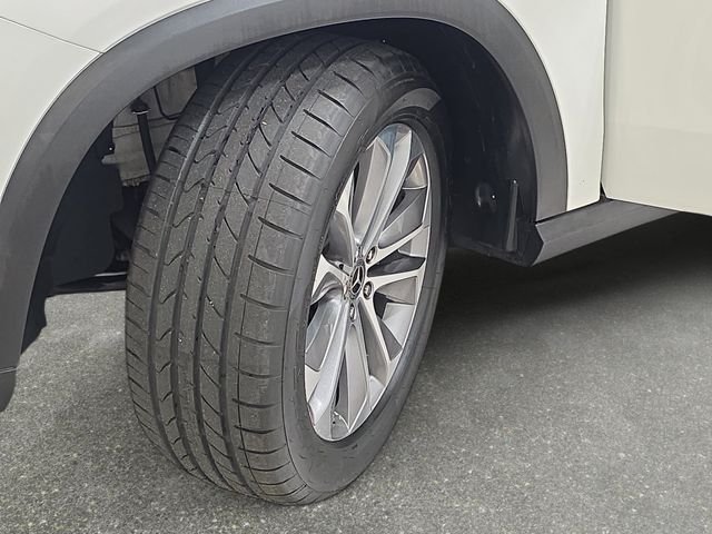 Used 2021 White Mercedes-Benz GLE 350 image 32