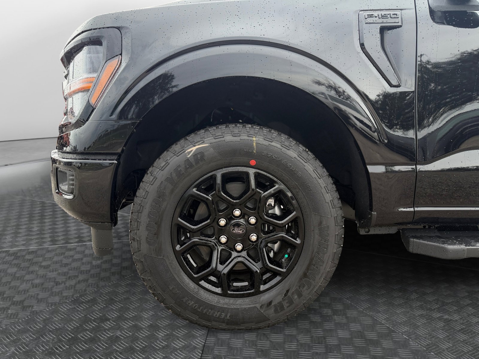 New 2026 Agate Black Metallic Ford XLT image 9