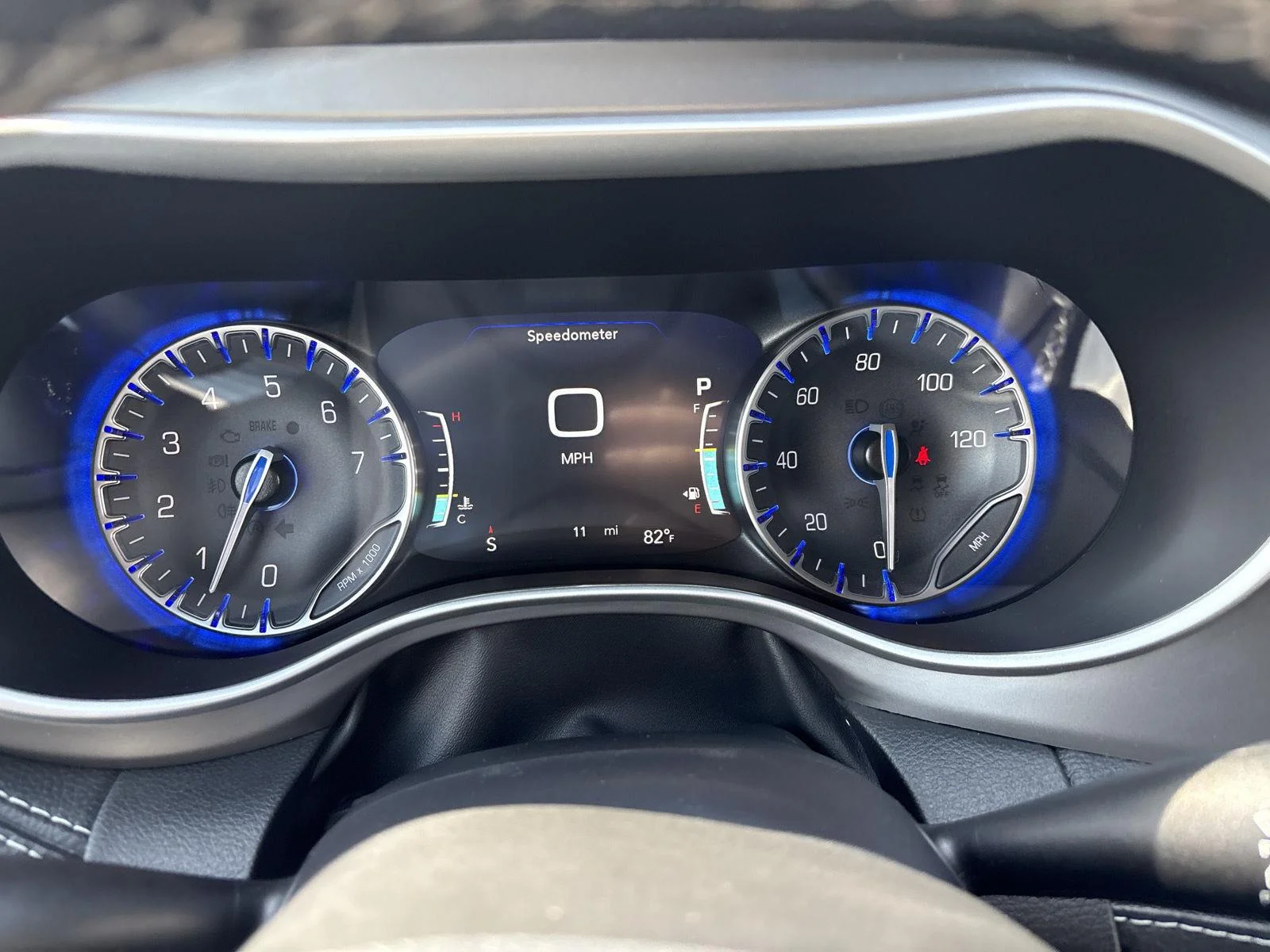 New 2027 Hydro Blue Pearlcoat Chrysler Limited image 17