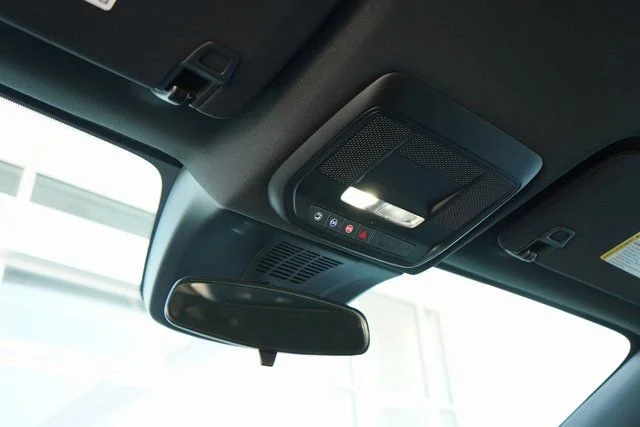 2025 Chevrolet Equinox EV LT - Photo 20